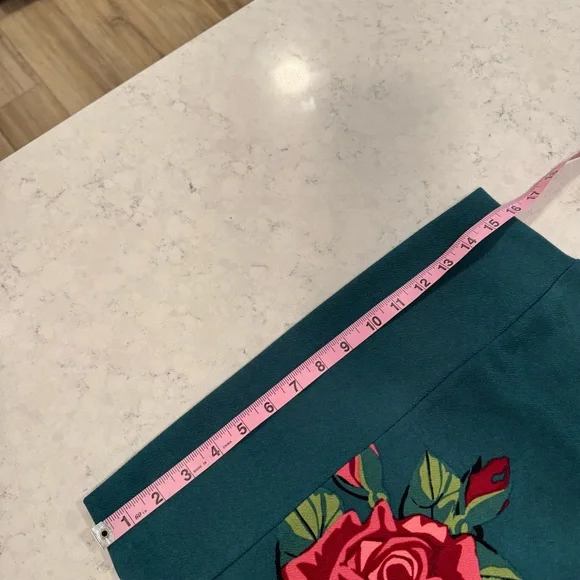 EUC LuLaRoe Cassie Pencil Skirt Women’s Large Floral Rose Teal Green Stretch - Picture 3 of 8